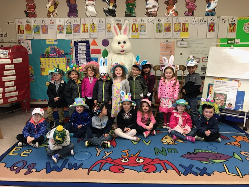 group photo students with Easter Bunny